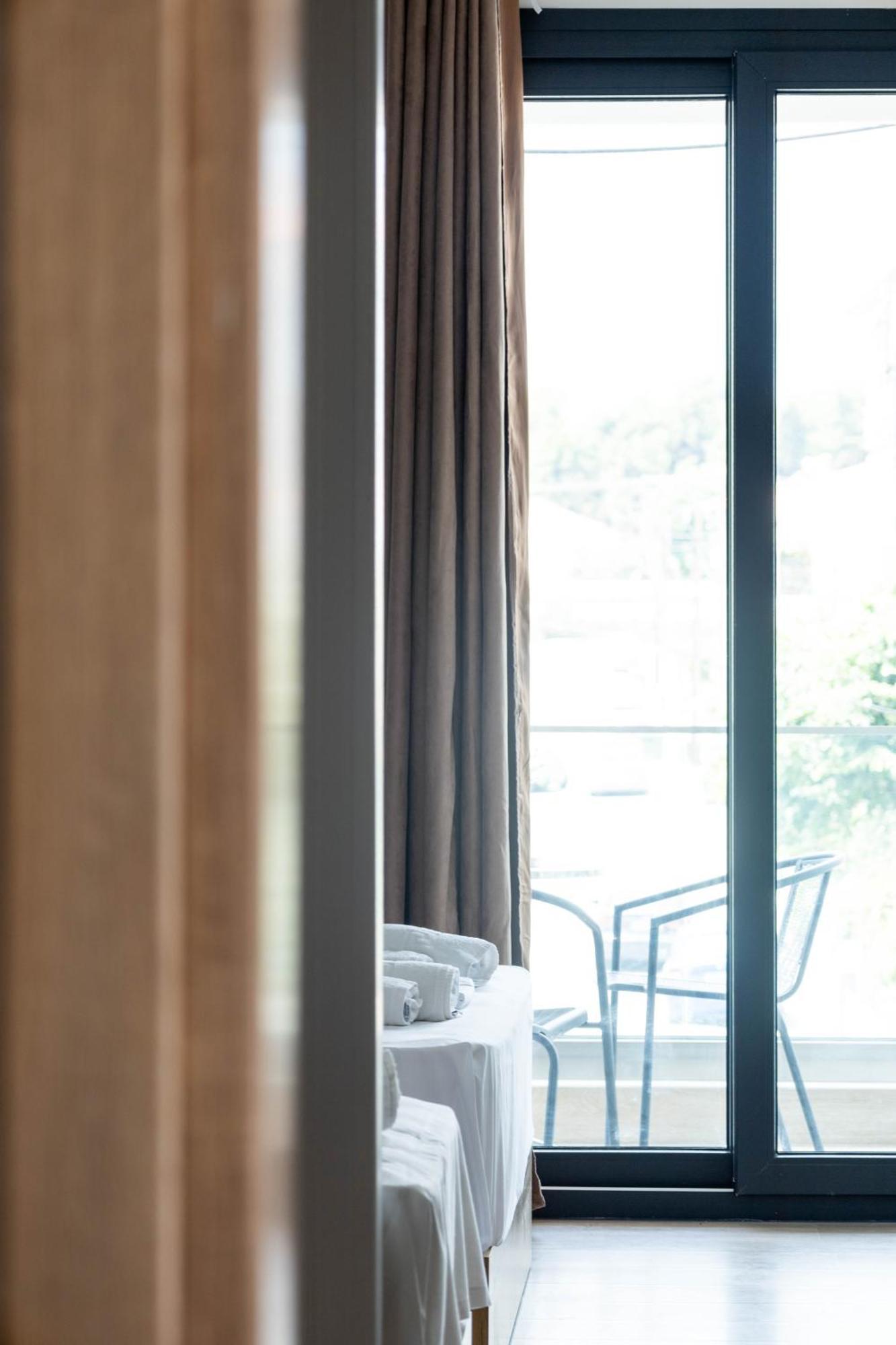 Hotel12 เลปโตการายา ภายนอก รูปภาพ